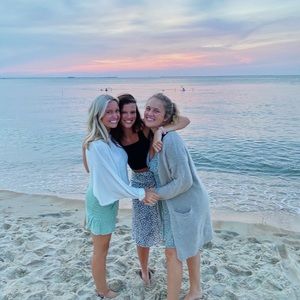 Meet your Posher, Alexis